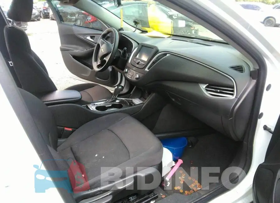 1G1ZC5ST2HF253437 Photo# 5