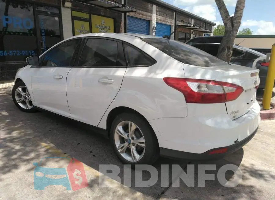 1FADP3F2XEL168134 Photo# 3
