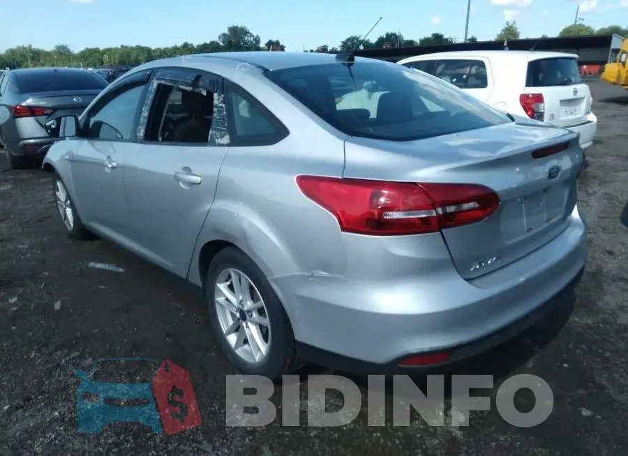 1FADP3F2XJL320844 Photo# 3