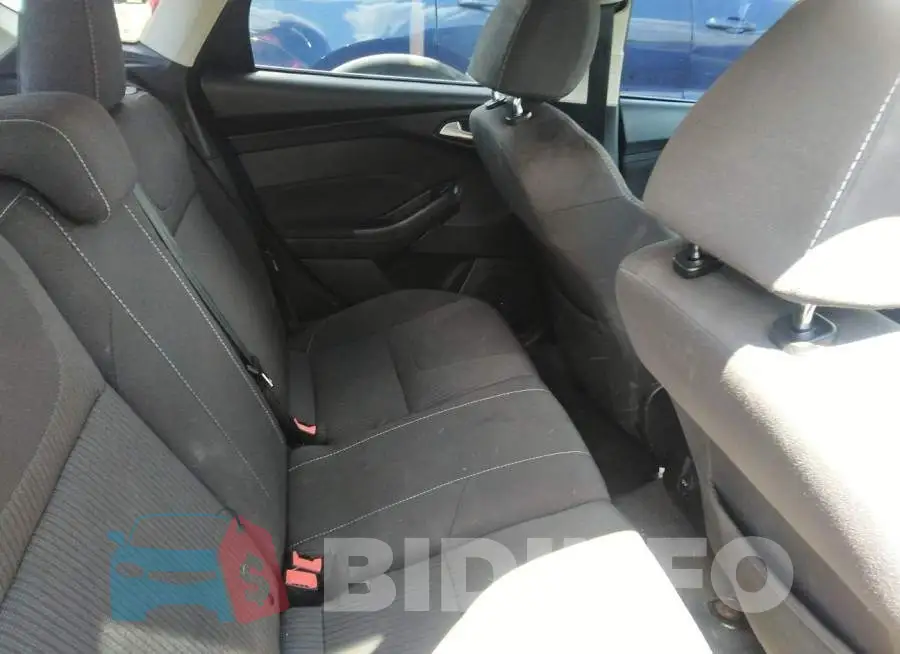 1FADP3N27DL304297 Photo# 8