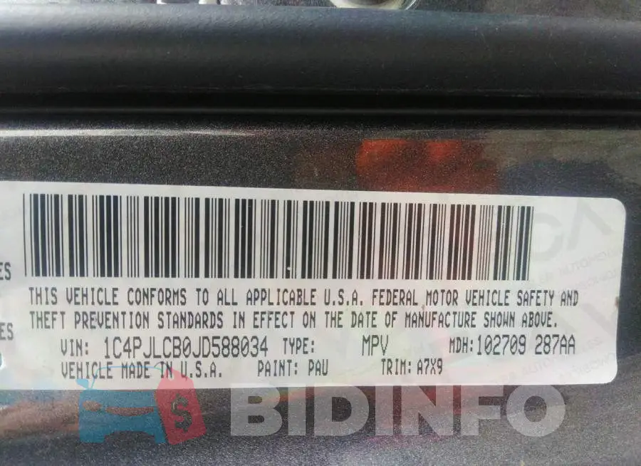 1C4PJLCB0JD588034 Photo# 9