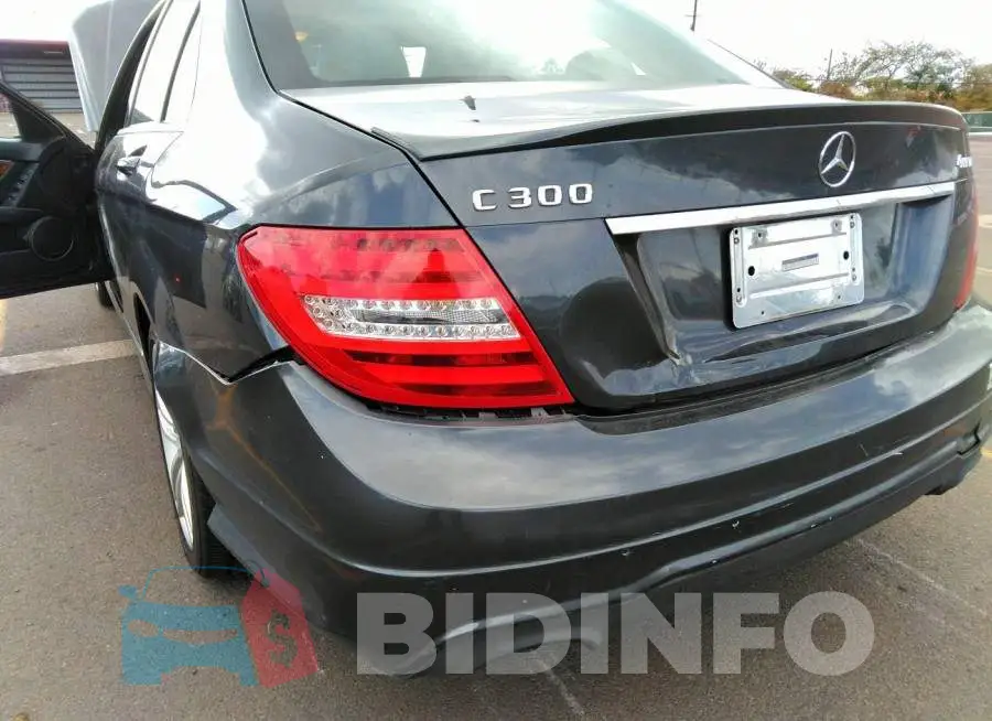 WDDGF8AB2DR267188 Photo# 6