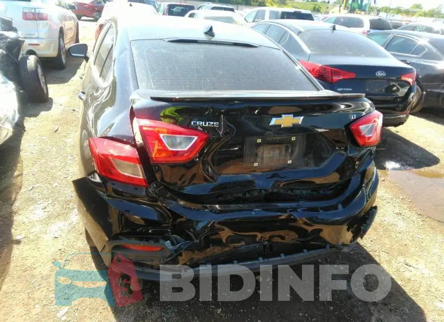 1G1BE5SM2J7223374 Photo# 6