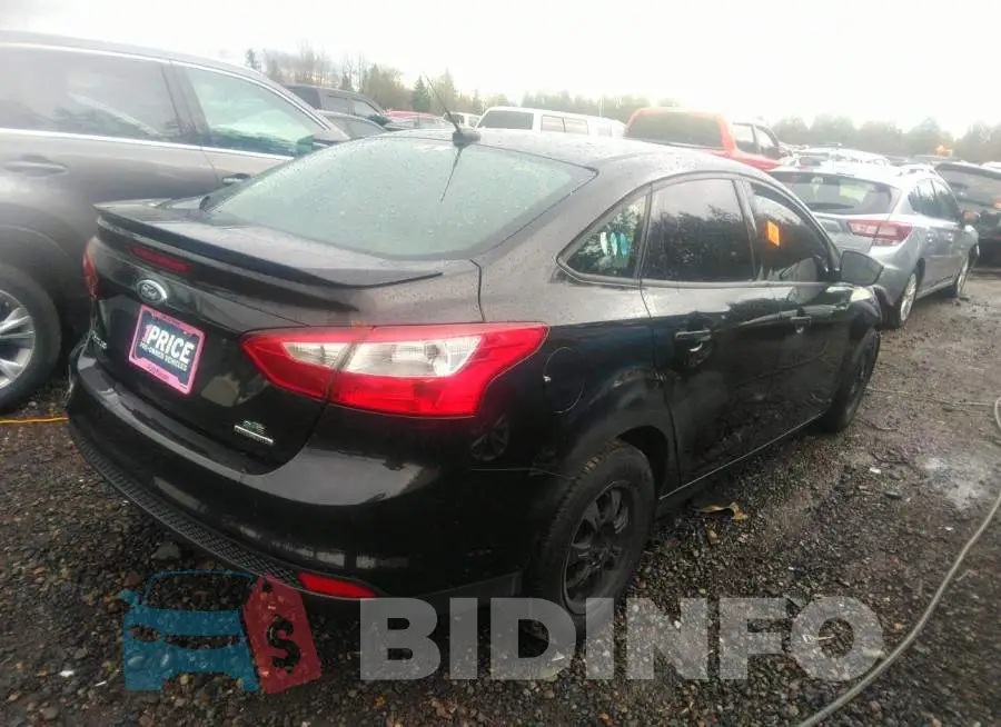 1FADP3F20DL152300 Photo# 4