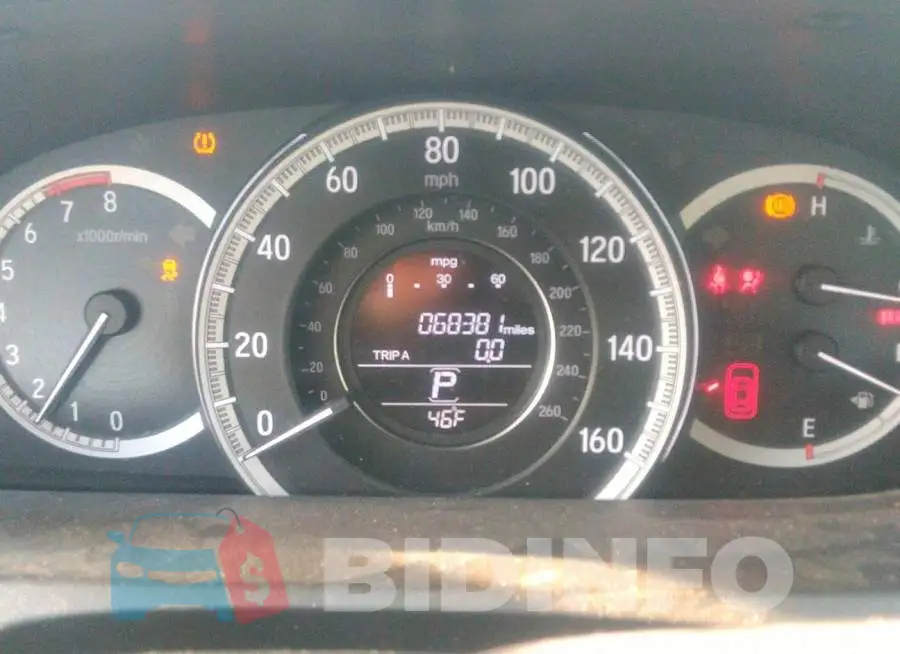 1HGCR2F37HA190838 Photo# 7