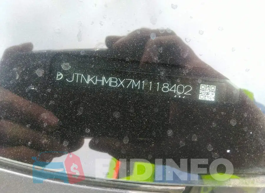 JTNKHMBX7M1118402 Photo# 9
