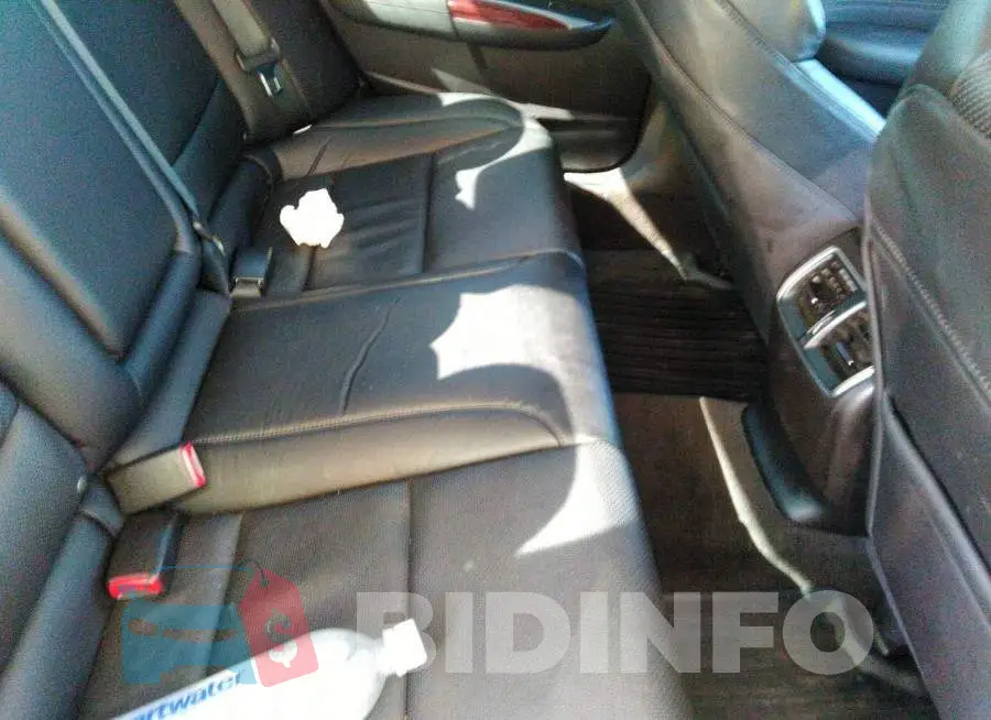 19UUB2F56FA002866 Photo# 8