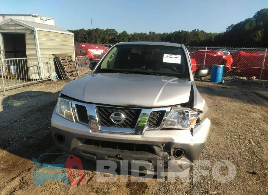 1N6BD0CT5GN765332 Photo# 6