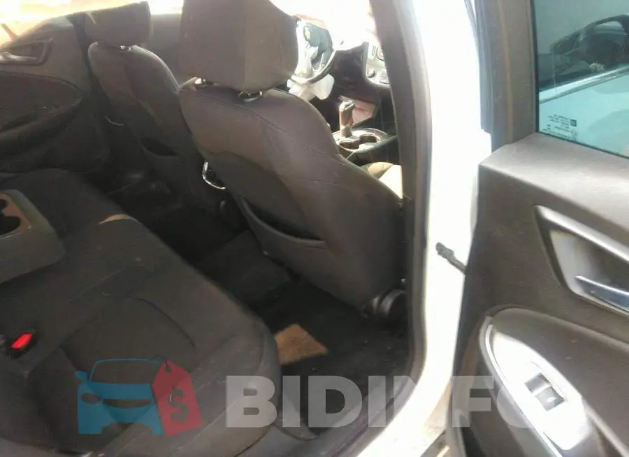 1G1ZD5ST0JF232749 Photo# 8