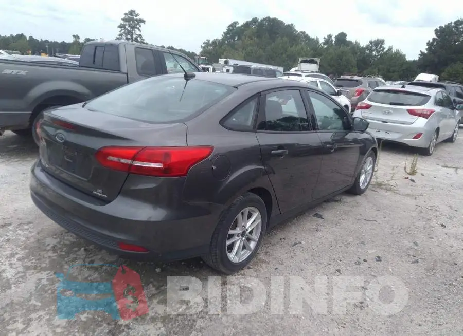 1FADP3F22FL362349 Photo# 4