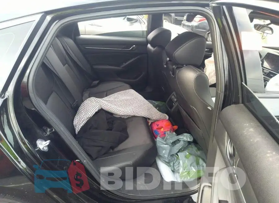 1HGCV1F38MA076881 Photo# 8