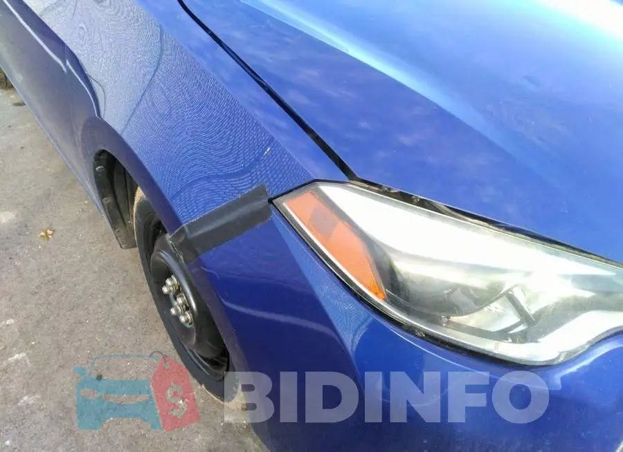 2T1BURHE4FC331146 Photo# 6