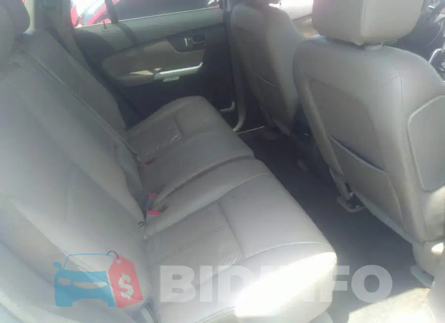 2FMDK3KC4DBA89026 Photo# 8