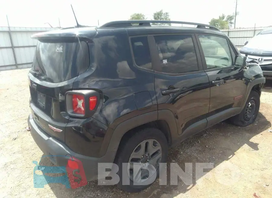 ZACCJBCB9JPH11226 Photo# 4
