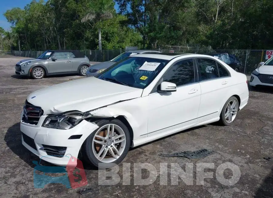 WDDGF4HB2ER306541 Photo# 2