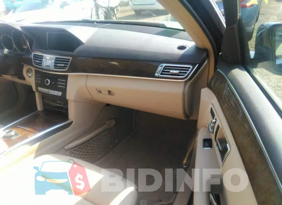 WDDHF8JB8GB181868 Photo# 5