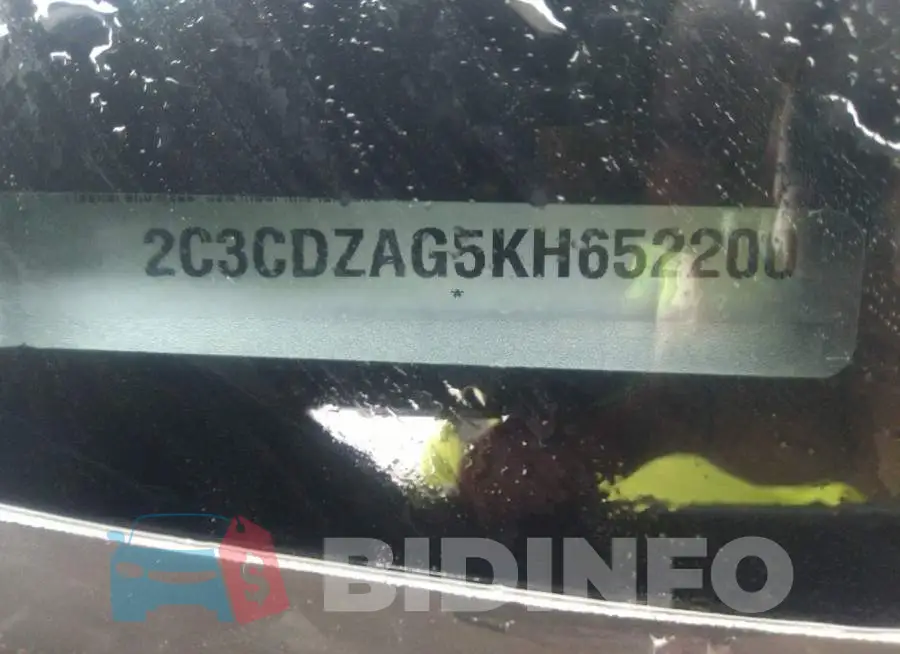2C3CDZAG5KH652200 Photo# 9