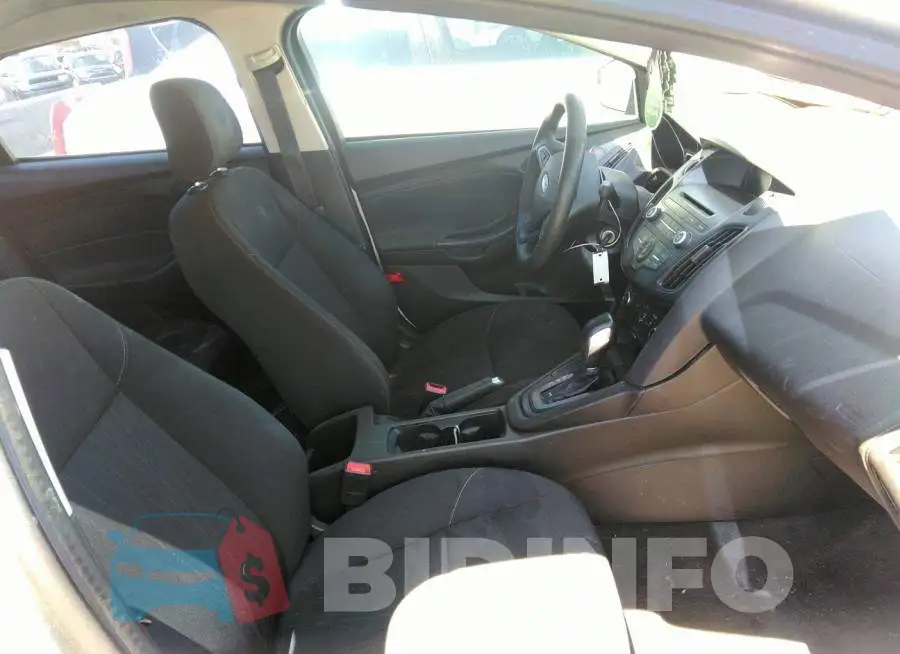 1FADP3E28GL311280 Photo# 5