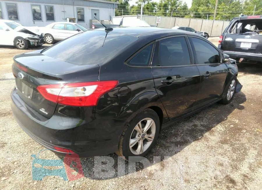 1FADP3F21DL278102 Photo# 4