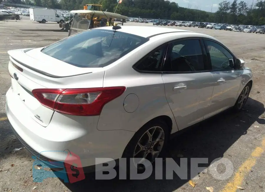 1FADP3F21EL222923 Photo# 4