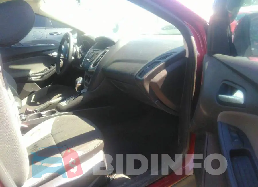 1FADP3F22DL271711 Photo# 5