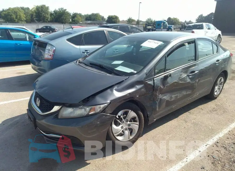 19XFB2F52DE240196 Photo# 2