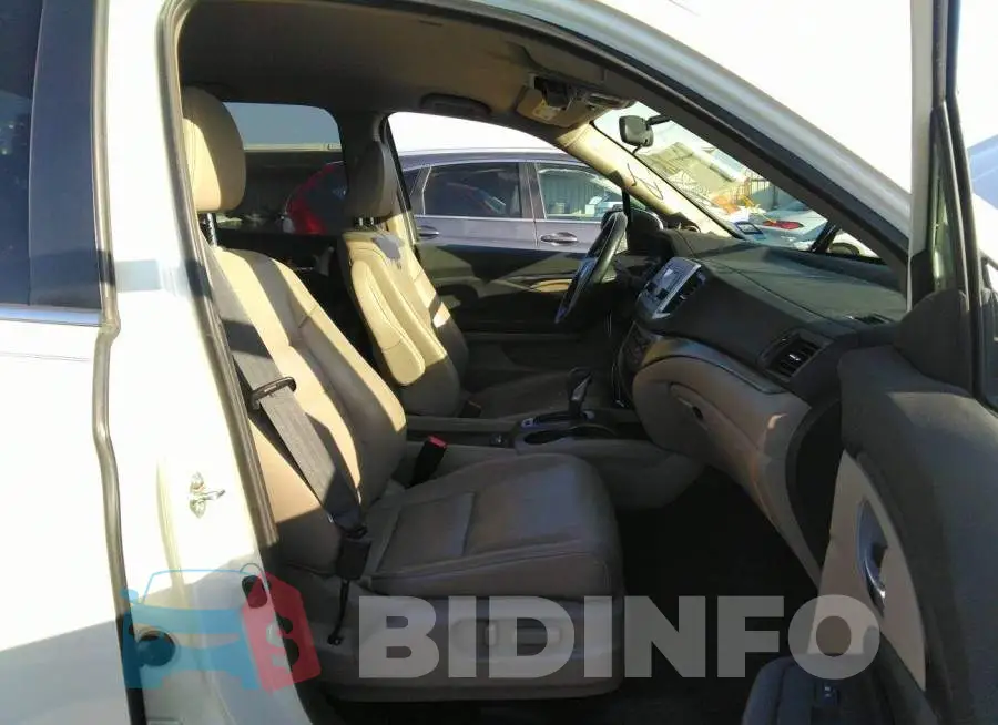 5FPYK2F51HB010424 Photo# 5