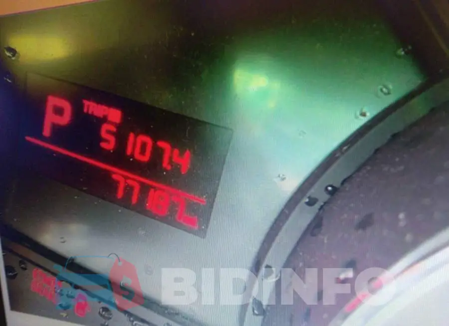 KNDMB5C10J6410714 Photo# 7