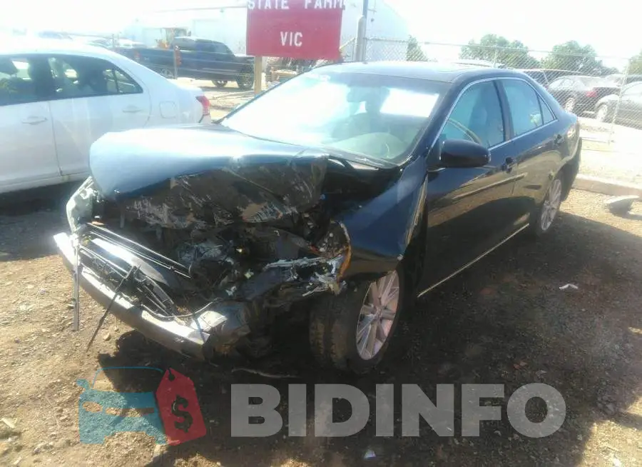 4T4BF1FK3DR283743 Photo# 2