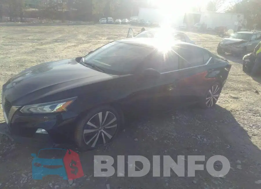 1N4BL4CV3KC181505 Photo# 2