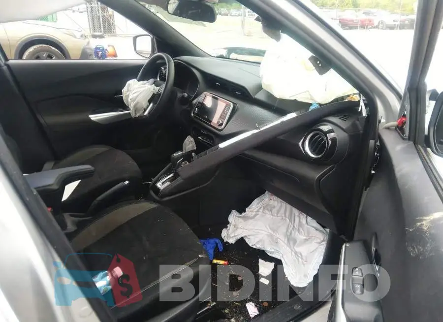 3N1CP5CV6LL554604 Photo# 5