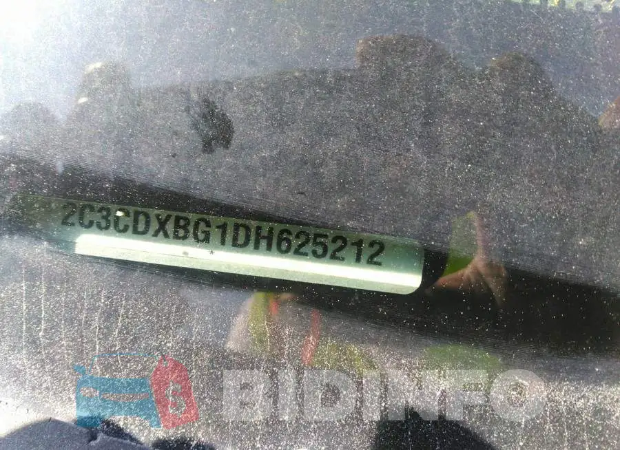 2C3CDXBG1DH625212 Photo# 9