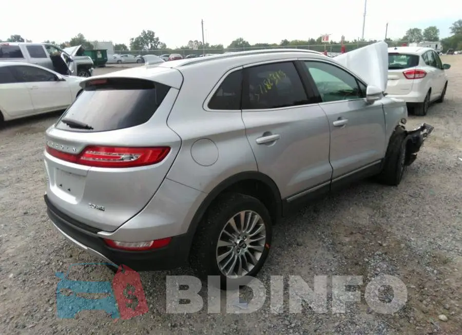 5LMCJ3D91GUJ12855 Photo# 4