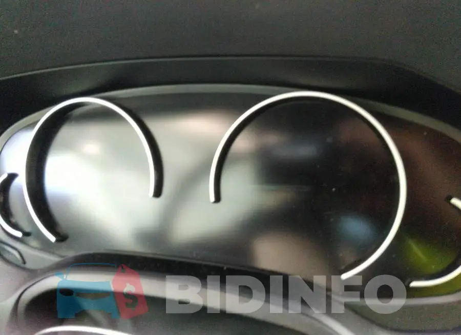 3MW5R1J04L8B19709 Photo# 7
