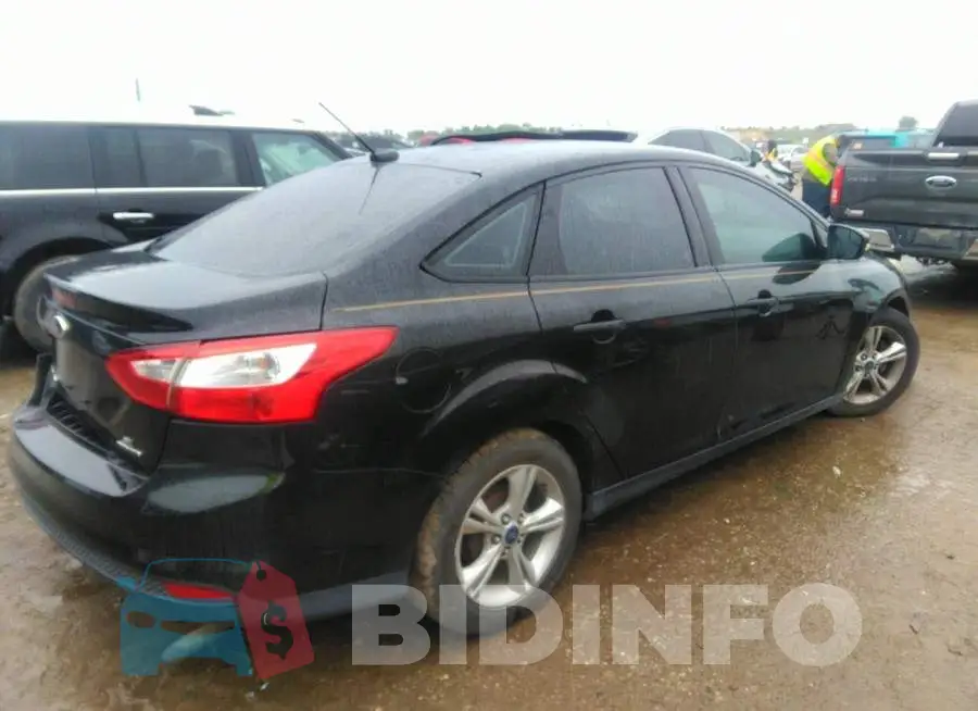 1FADP3F28EL296341 Photo# 4