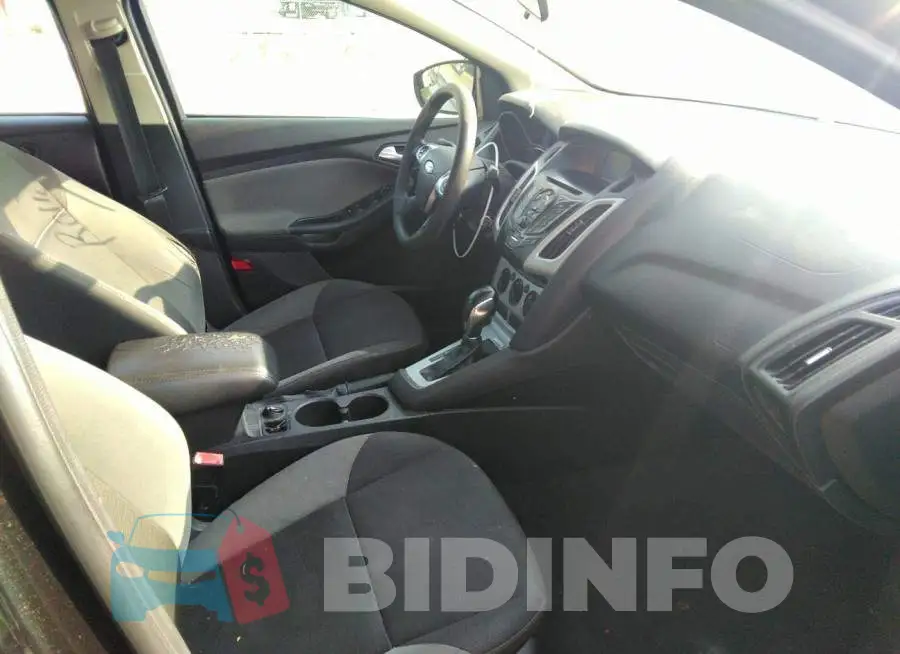 1FADP3F2XDL276123 Photo# 5