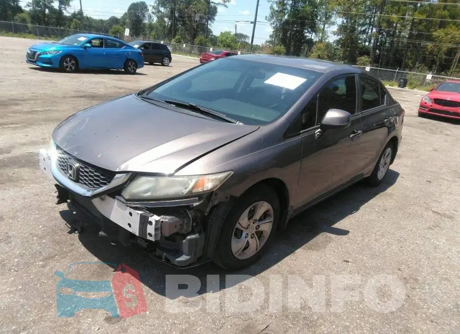 19XFB2F5XDE044653 Photo# 2