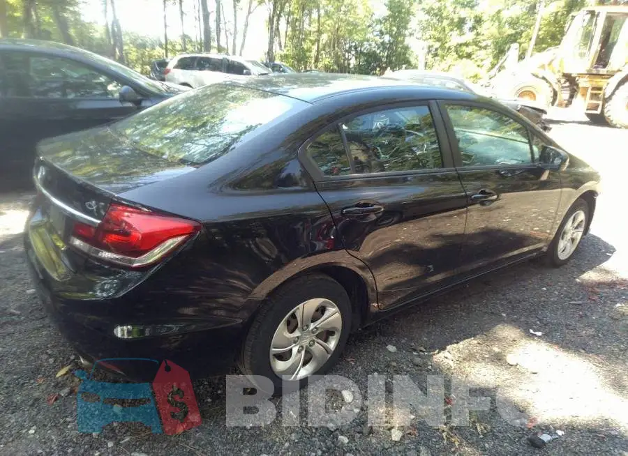 2HGFB2F57FH552426 Photo# 4