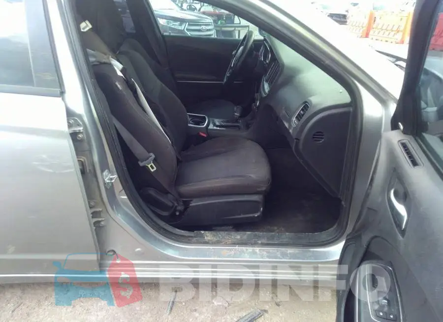 2C3CDXHG6FH725669 Photo# 5