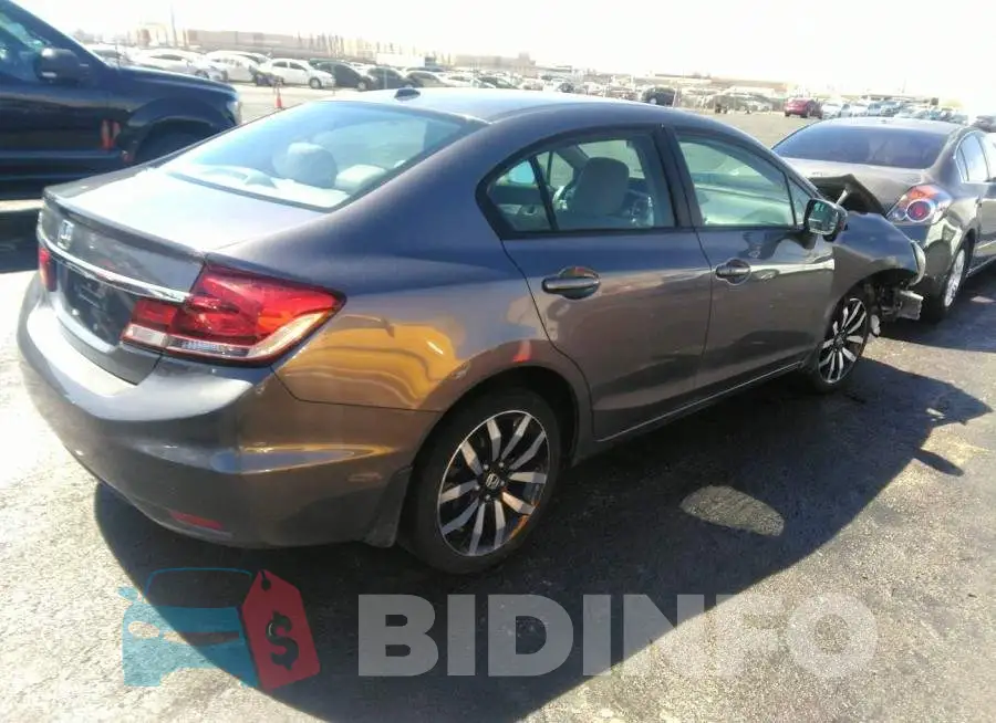 19XFB2F98EE052335 Photo# 4