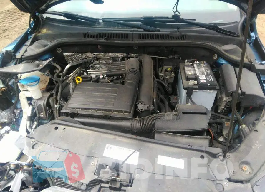 3VW2B7AJ2HM411182 Photo# 10