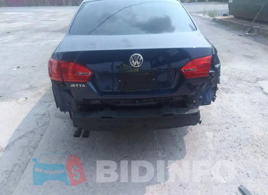 3VW2K7AJ4EM232668 Photo# 6