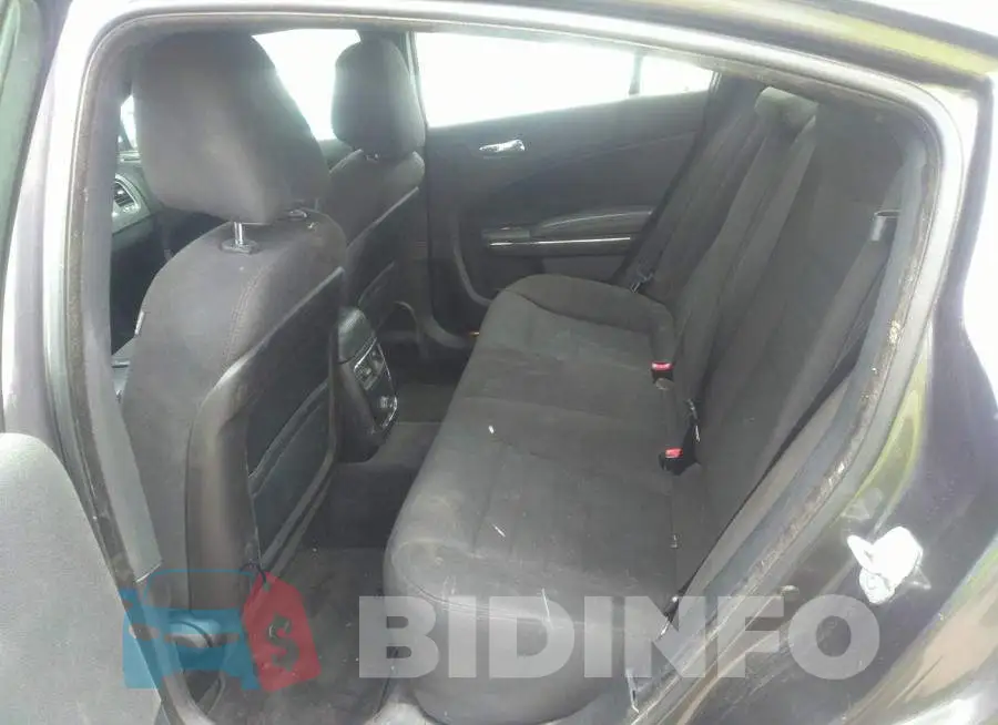 2C3CDXBG3DH719625 Photo# 8