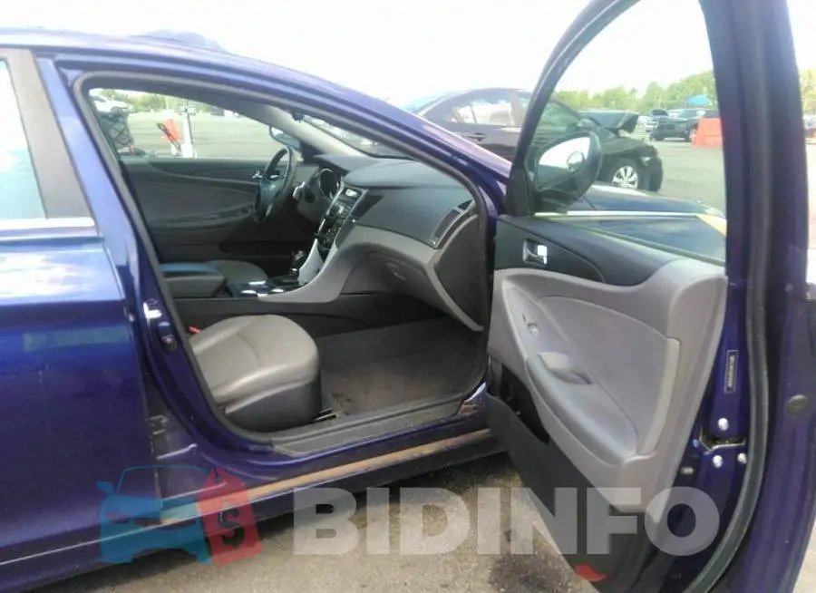 5NPEC4AC5DH518384 Photo# 5