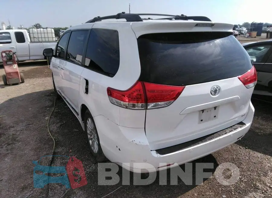 5TDYK3DC7DS397261 Photo# 3