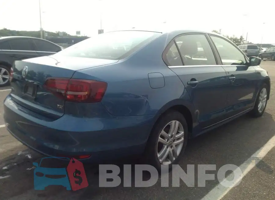 3VW2B7AJ4HM202428 Photo# 4