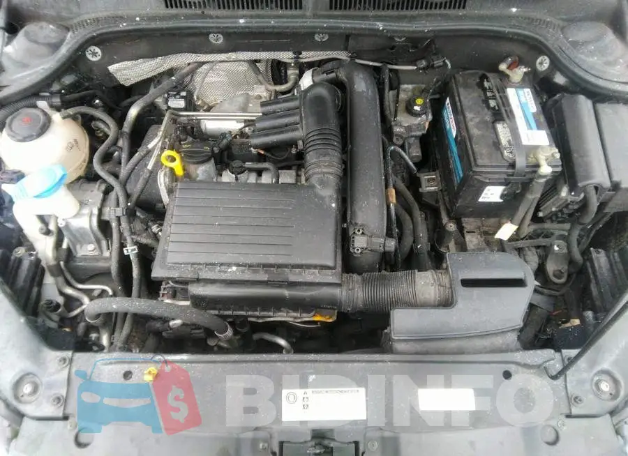 3VW2B7AJ8JM235499 Photo# 10