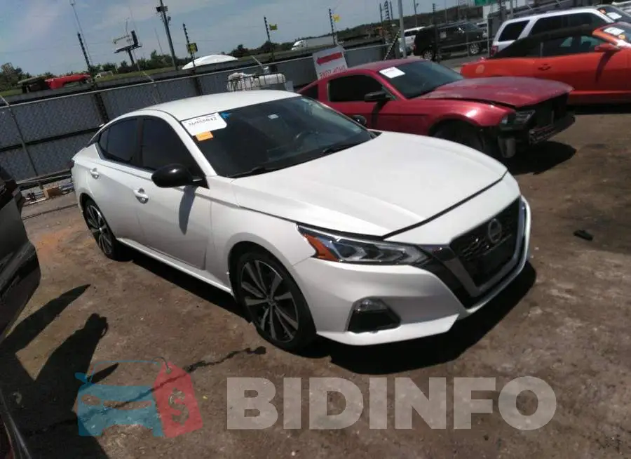 1N4BL4CV2KC116502 Photo# 1