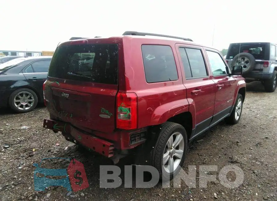 1C4NJRFB2DD212364 Photo# 4