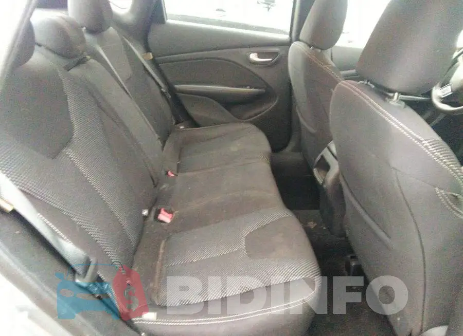 1C3CDFBB8GD563582 Photo# 8